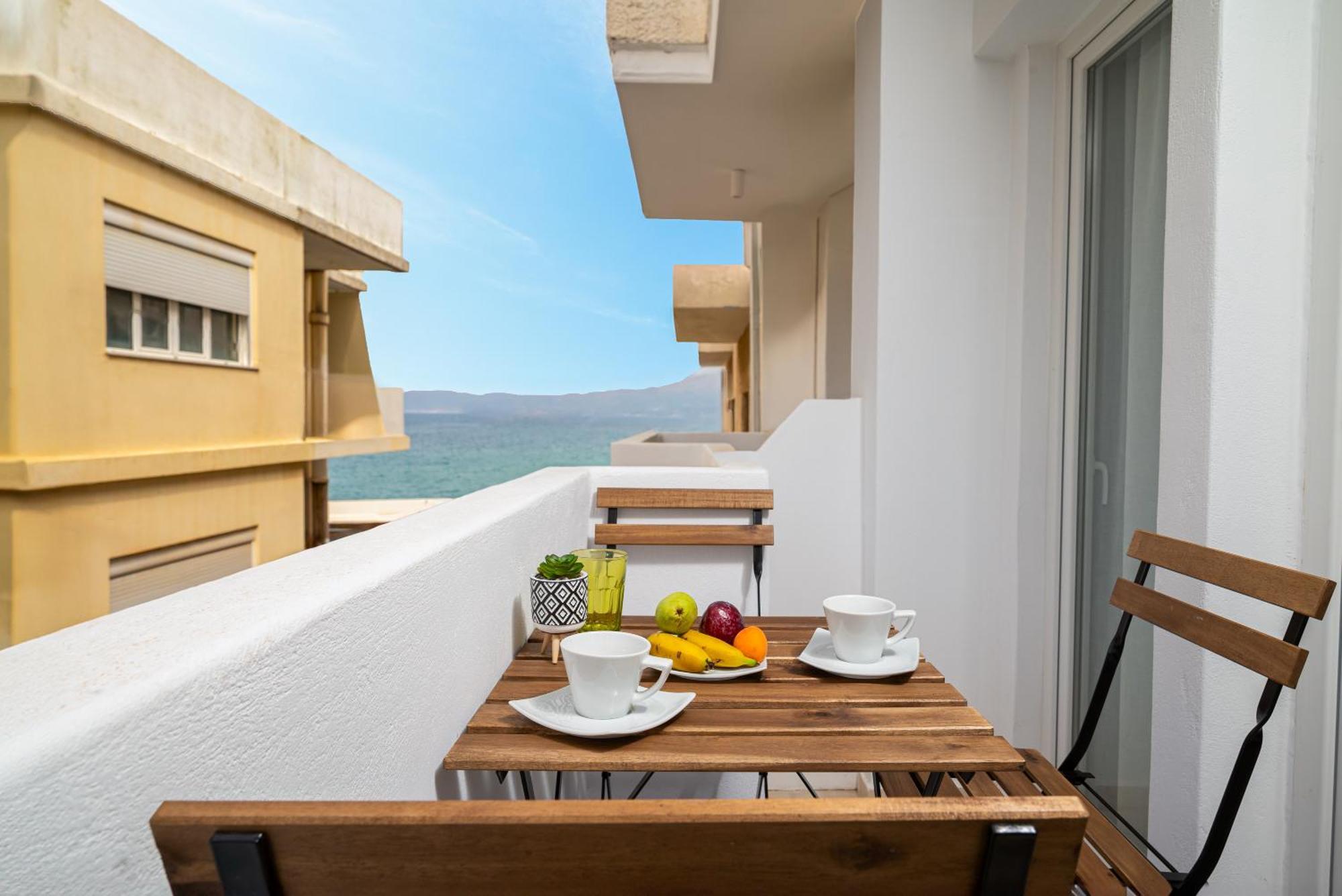 Makas Suites ヘルソニソス エクステリア 写真